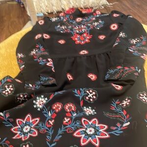 Zara woman size medium embroidered long sleeve below knee , midi, amazing dress